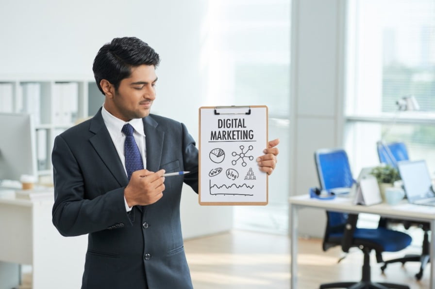 7 Outstanding Digital Marketing Strategies To Reach Your Target Audience
